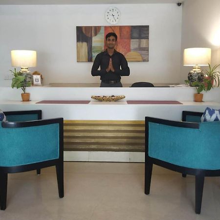 Inde Hotel Vista Woods Huda City Centre, Γκουργκάον Εξωτερικό φωτογραφία