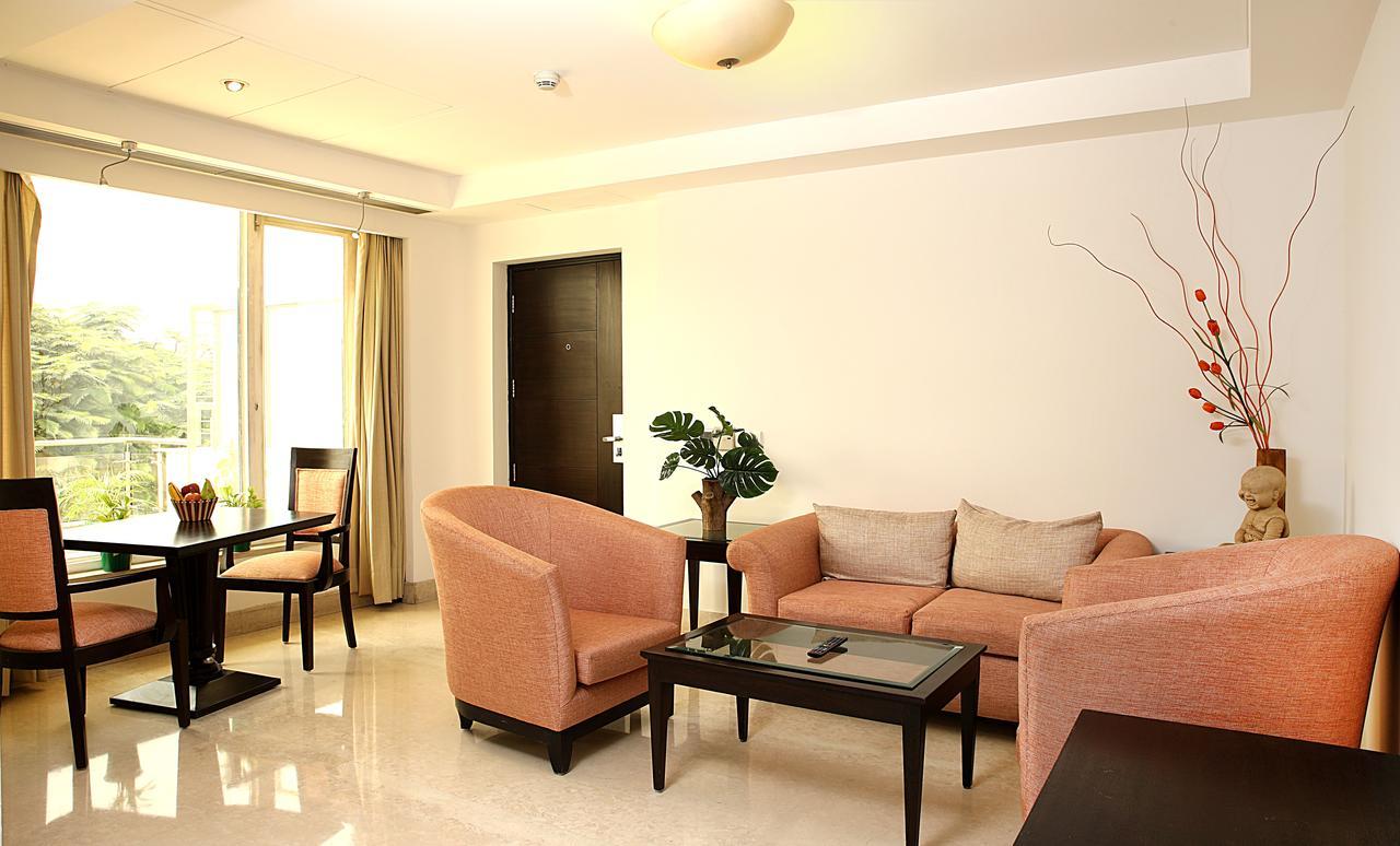 Inde Hotel Vista Woods Huda City Centre, Γκουργκάον Εξωτερικό φωτογραφία