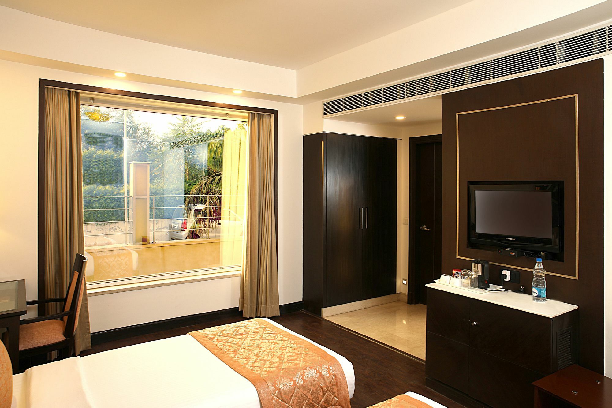 Inde Hotel Vista Woods Huda City Centre, Γκουργκάον Εξωτερικό φωτογραφία