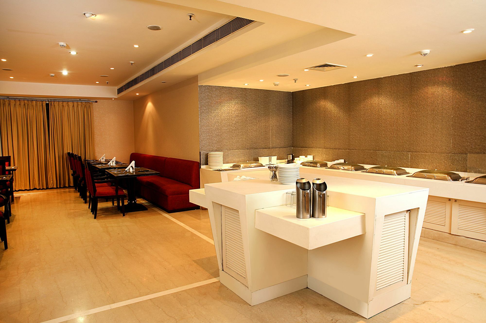 Inde Hotel Vista Woods Huda City Centre, Γκουργκάον Εξωτερικό φωτογραφία